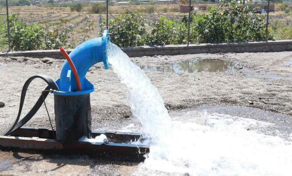 Agua de Pozos Profundos